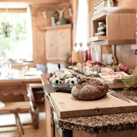 Girlinggut Schlafen Starten Salzburg ホームステイ エリックスハウゼン