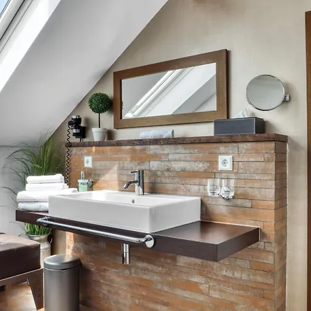 Girlinggut Schlafen Starten Salzburg * エリックスハウゼン